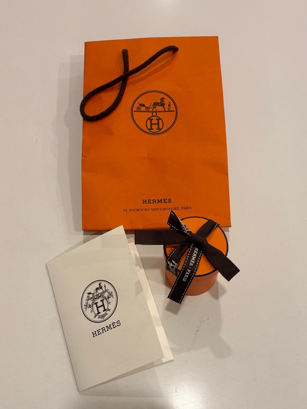 NWT 2026 HERMÈS TWILLY RUBAN
CLOUTE - Picture 6 of 7